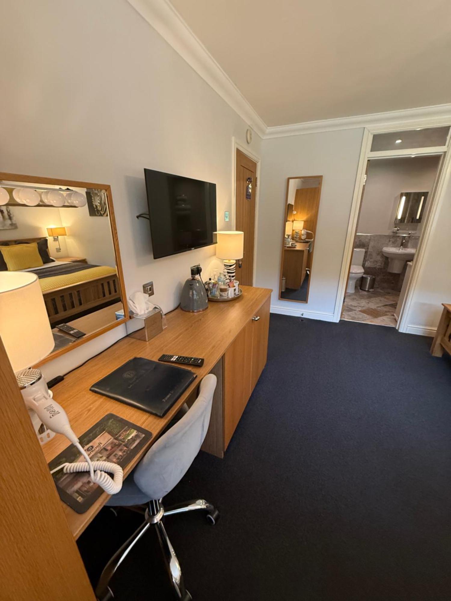 Barncroft Luxury Bed & Breakfast Solihull Eksteriør billede