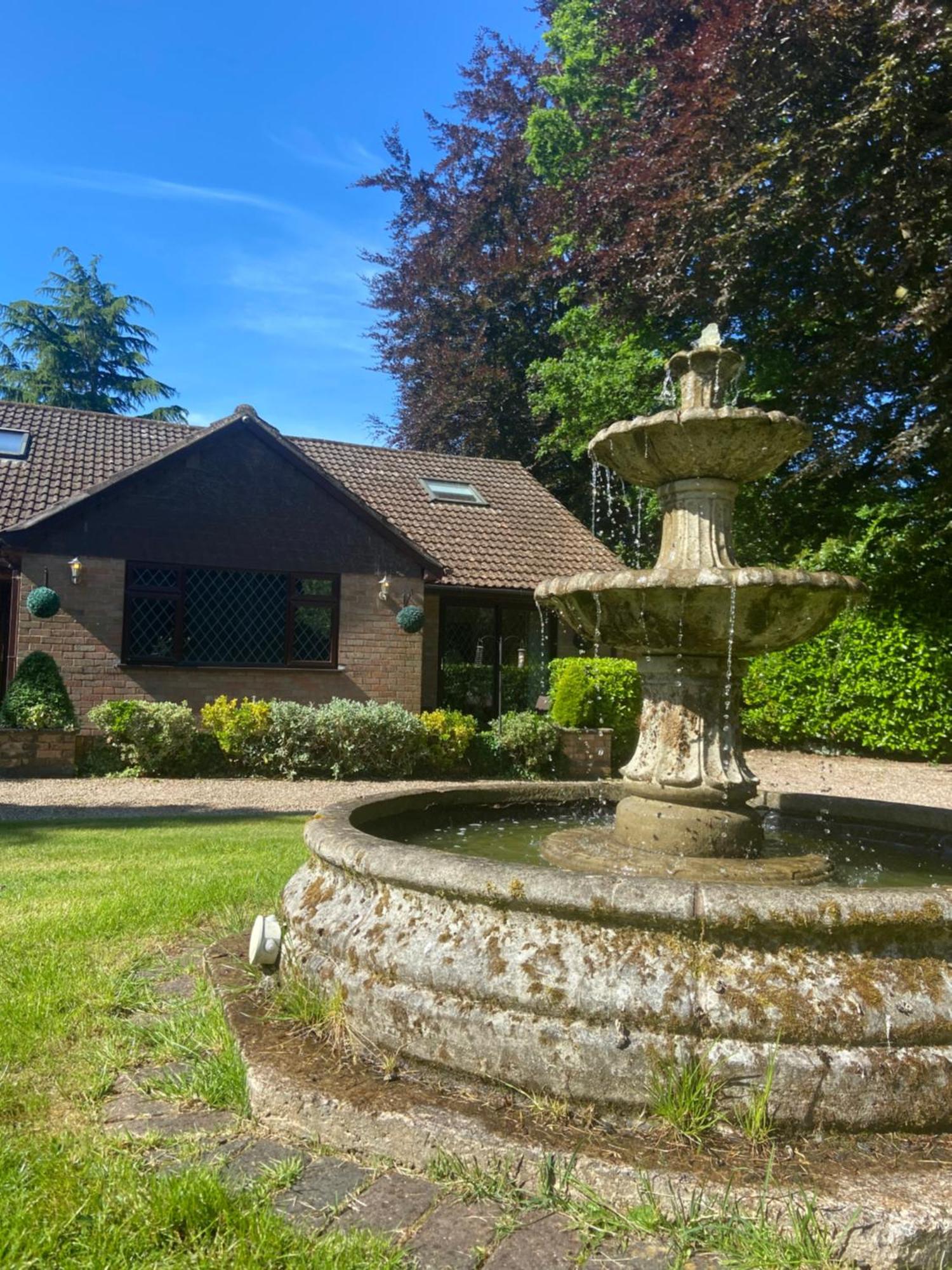 Barncroft Luxury Bed & Breakfast Solihull Eksteriør billede