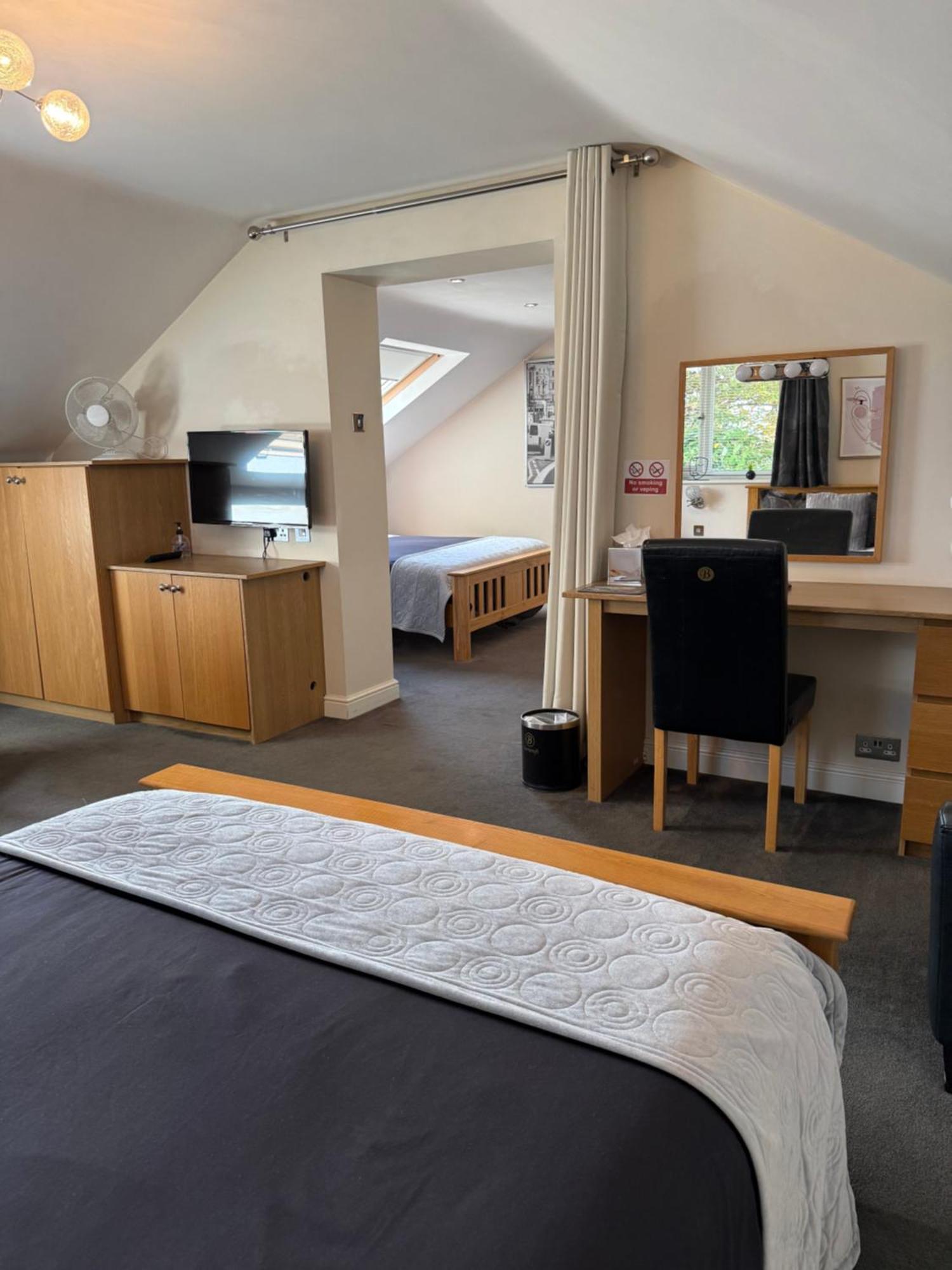 Barncroft Luxury Bed & Breakfast Solihull Eksteriør billede