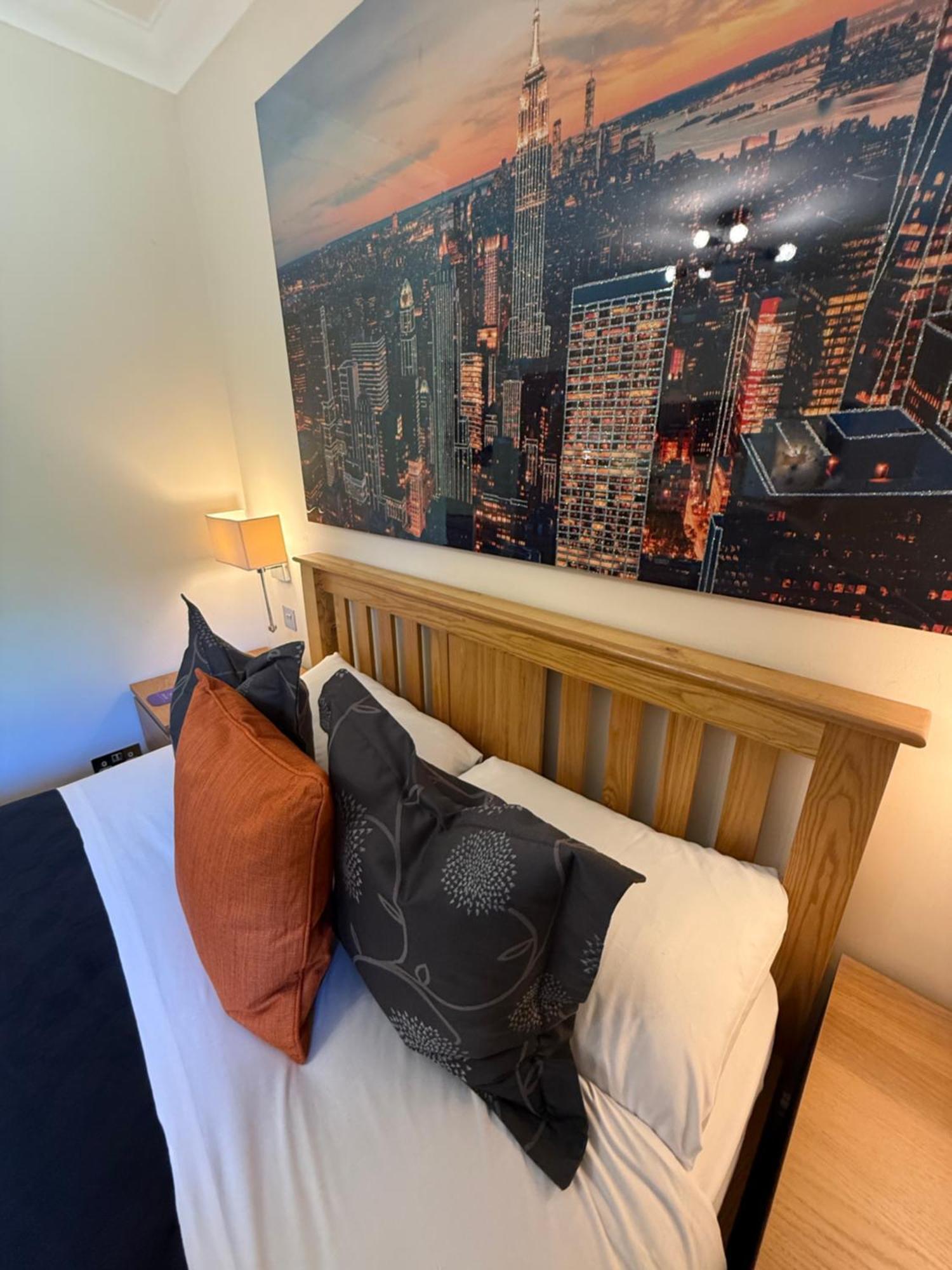 Barncroft Luxury Bed & Breakfast Solihull Eksteriør billede
